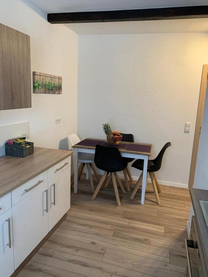 Grenznahe Ferienwohnung Mit 4 Schlafzimmern グレンツァッハ・ヴィレン エクステリア 写真