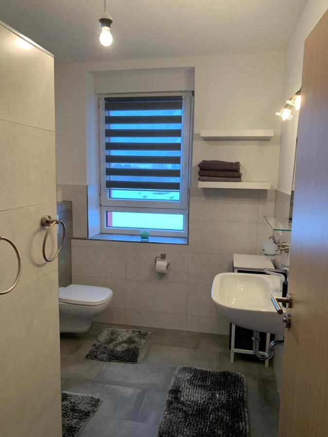 Grenznahe Ferienwohnung Mit 4 Schlafzimmern グレンツァッハ・ヴィレン エクステリア 写真